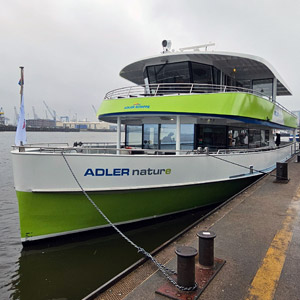 Mieten Sie das erste Elektro-Schiff in Hamburg!
